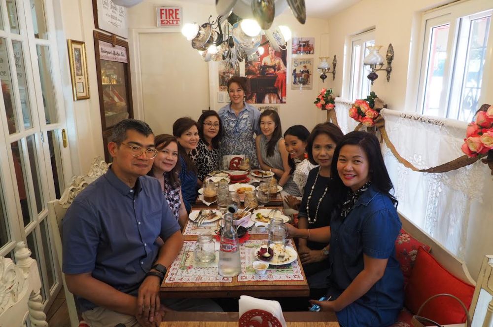 nika group photo everyone