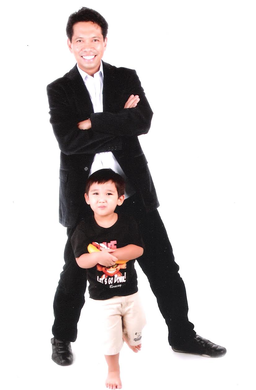 ardy-with-joshy-boy-indian-pose